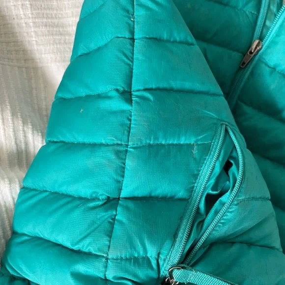 Patagonia Kids Aqua Puffer Vest Down Sweater Vest - Picture 7 of 10